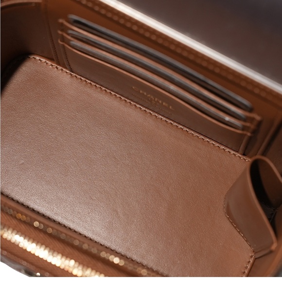Chanel caviar brown vanity bag🤎 - Picture 4 of 6